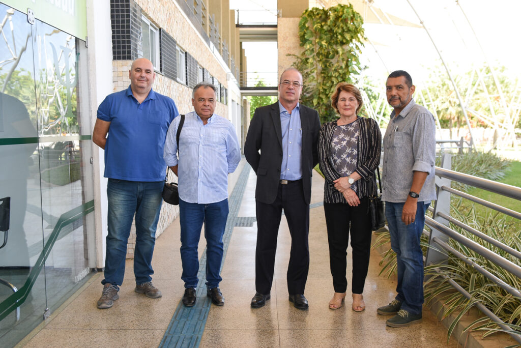 Unileão recebe visita de representante da CAPES