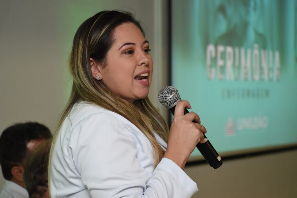 Coordenadora do curso de Enfermagem da Unileão conclui doutorado em Ciências da Saúde