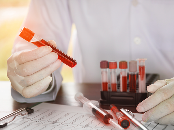 Egressas do Mestrado apresentam trabalhos no maior congresso de Hematologia do Brasil