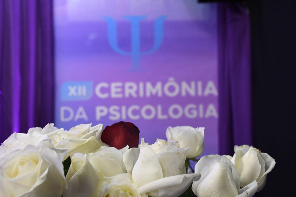 Psicologia da Unileão celebra novos ciclos em cerimônia com ingressantes e concluintes